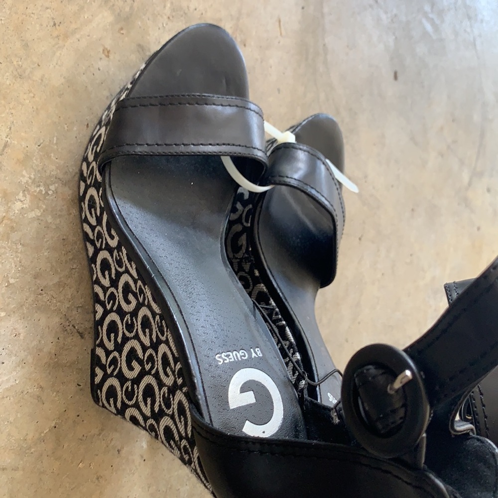COPY - Heels - Picture 3 of 4